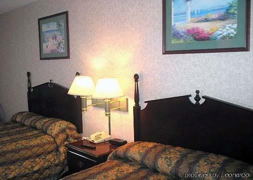 Econo Inn&suites
